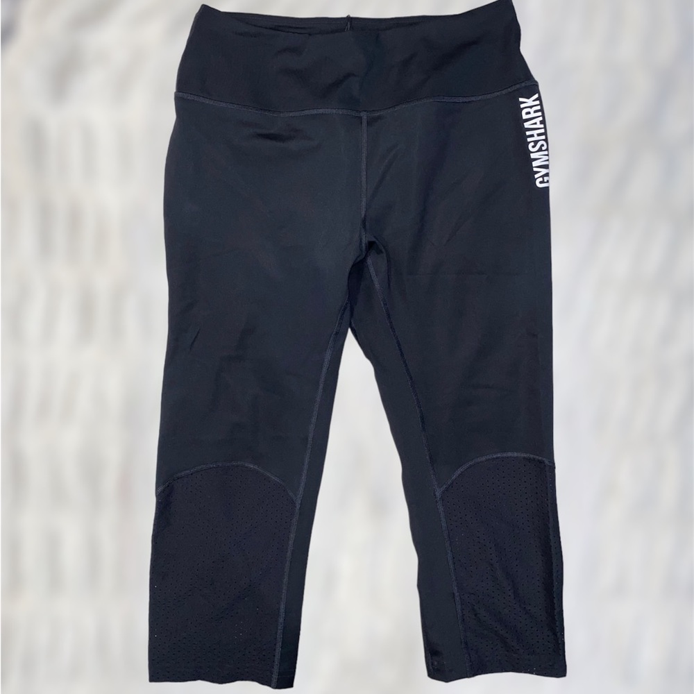 Gymshark Elevate Cropped Leggings NWT Large